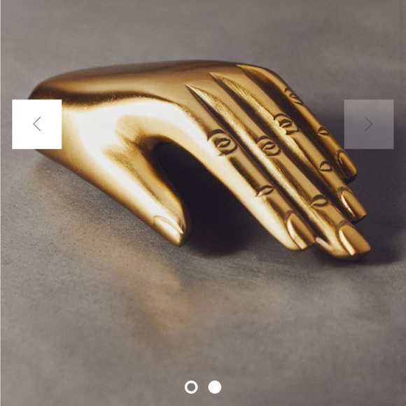 LAST ONE 🔥Gold hand bottle opener - Picture 2 of 6